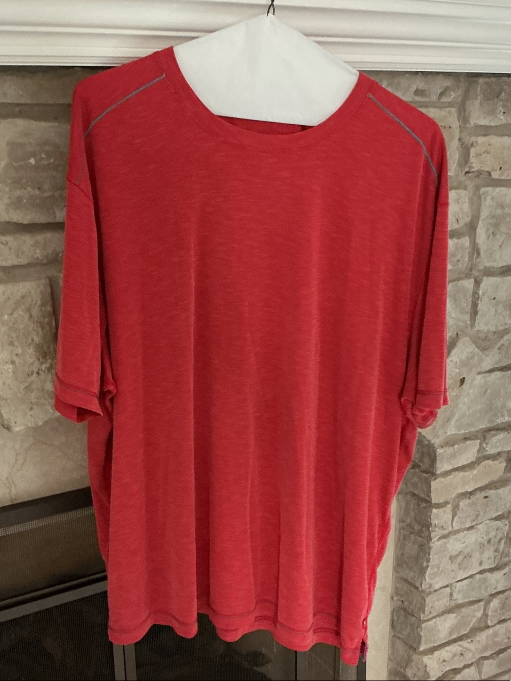 Tommy Bahama Short-Sleeve Crewneck T-Shirt - Red